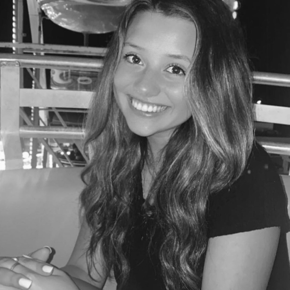 Meet your Posher, Micaela